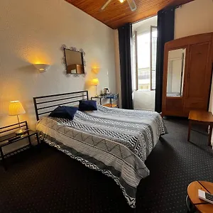 ** Hotel Nouvel France